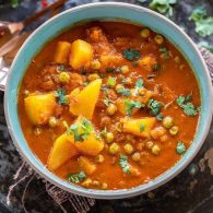 Aloo mutter curry