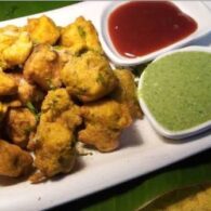 Kaju Paneer Pakoda